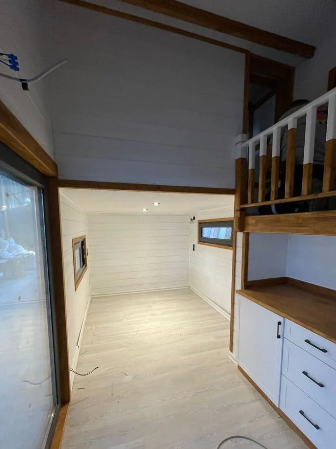New T2 Tiny House Container with Wheels