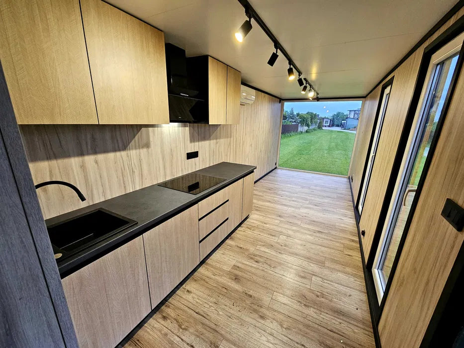 Habitable shipping container – Mobile home / office / holiday accommodation