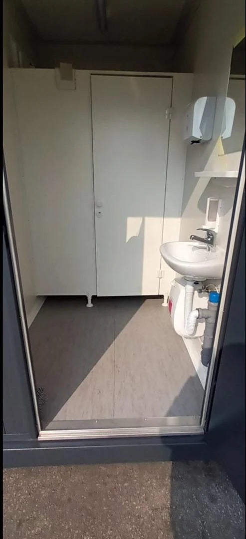 10-FOOT SANITARY CONTAINER (Male/Female)